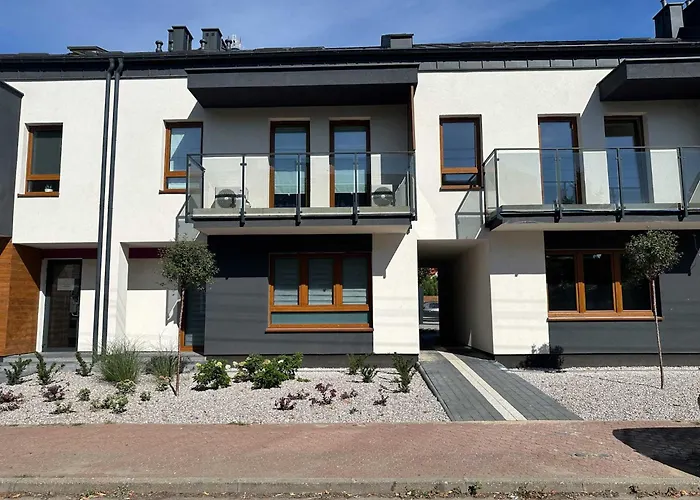 Dmk Blue Apartment Near Warsaw-Modlin Airport